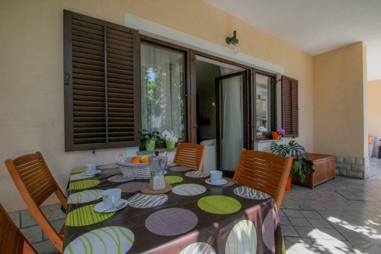 Apartment Sanja Novigrad Istria エクステリア 写真