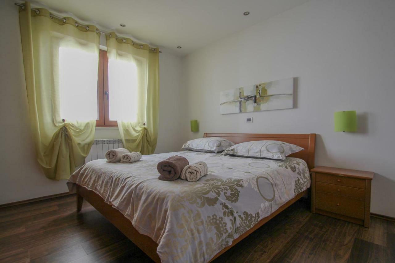 Apartment Sanja Novigrad Istria エクステリア 写真
